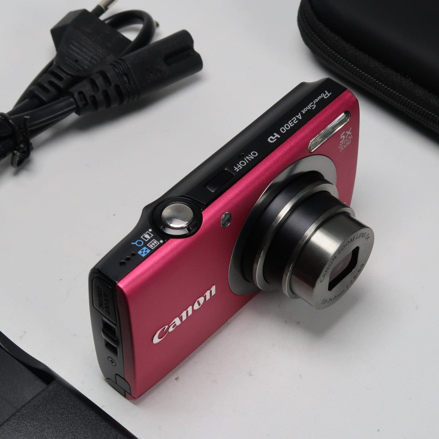 Pre-owned Canon Powershot Digital Cameras A2550 HD 16.0MP + Canon Powershot A3200 Bundle