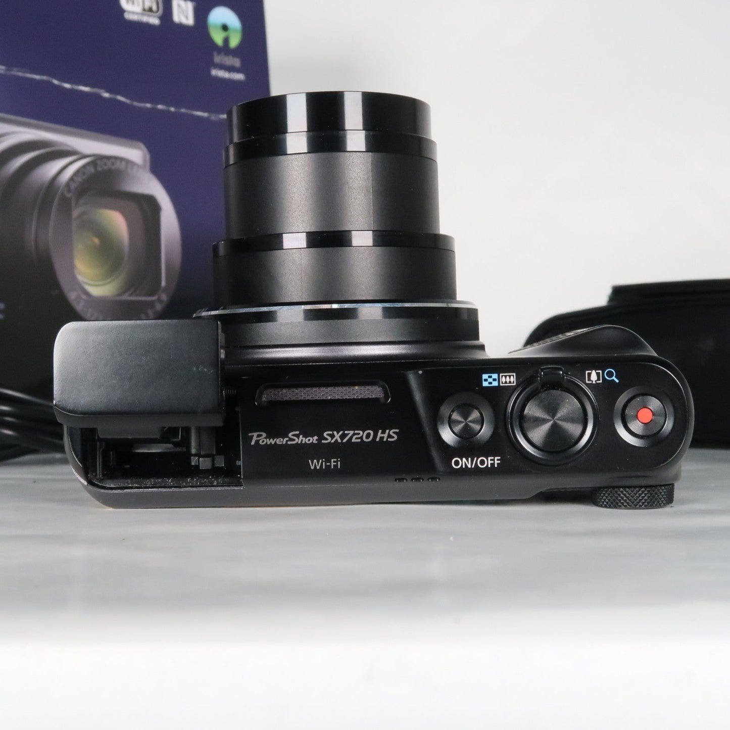 Pre-owned Canon PowerShot SX720 HS 20.3MP 40x Digital Camera Black + Case + 64GB SD Card