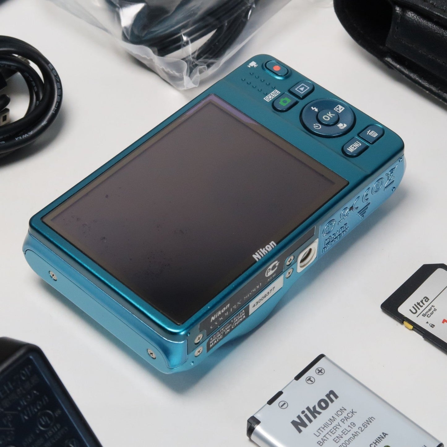 Pre-owned Nikon Coolpix S6500 16.0MP Compact Digital Camera – Blue, Complete Kit – Tested