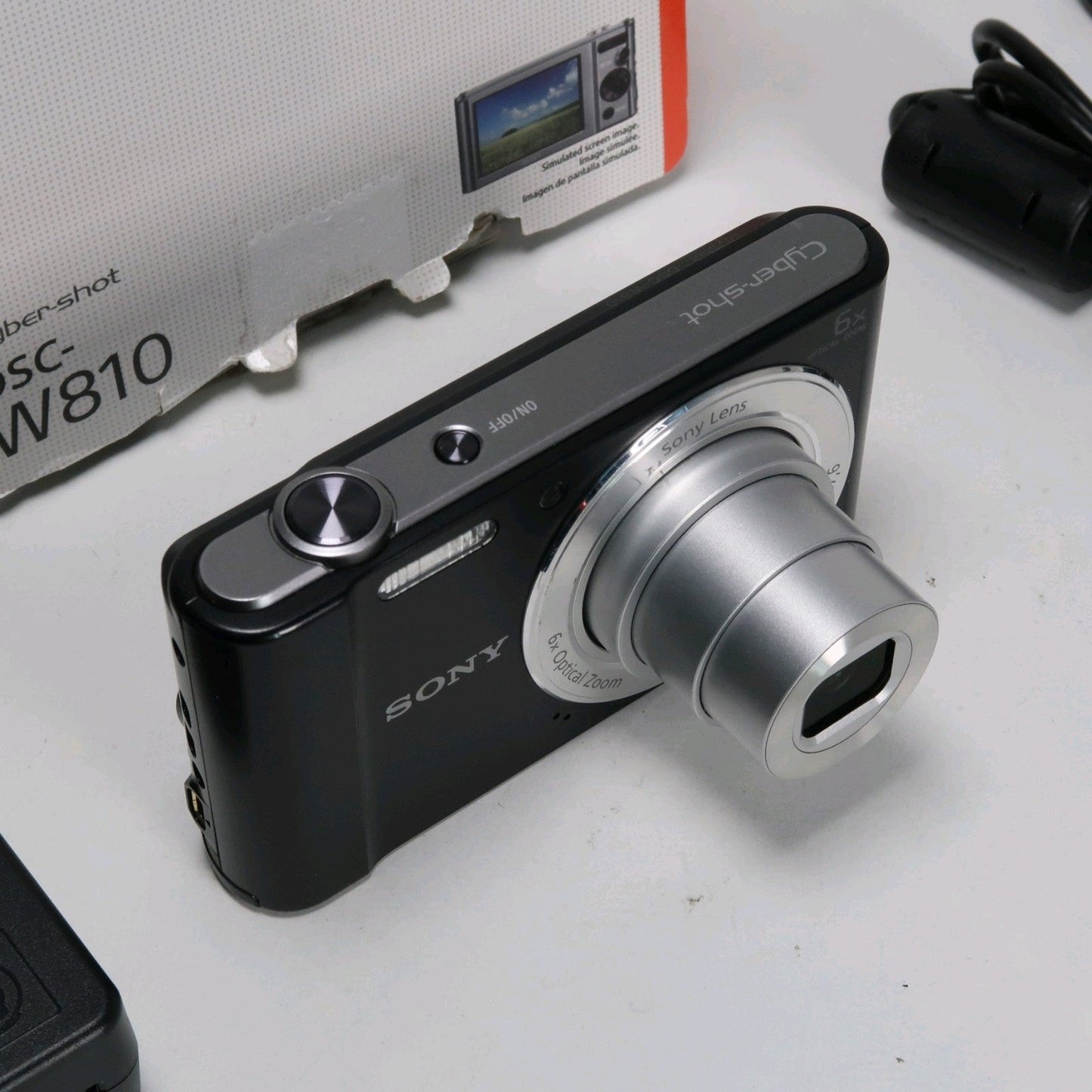 Pre-owned Bundle Digital Camera – Canon IXUS 185 + Sony Cyber-shot DSC-W810