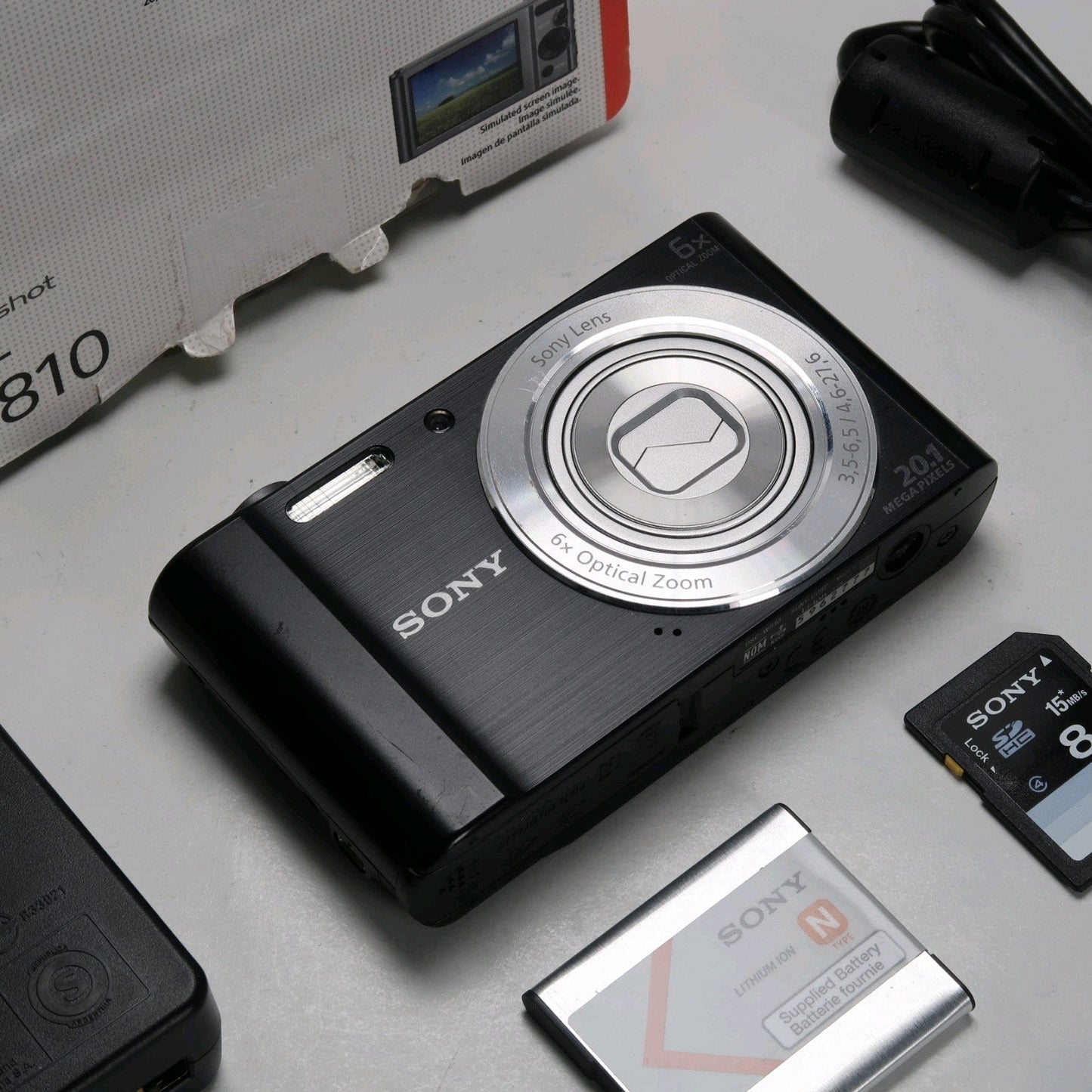 Pre-owned Bundle Digital Camera – Canon IXUS 185 + Sony Cyber-shot DSC-W810