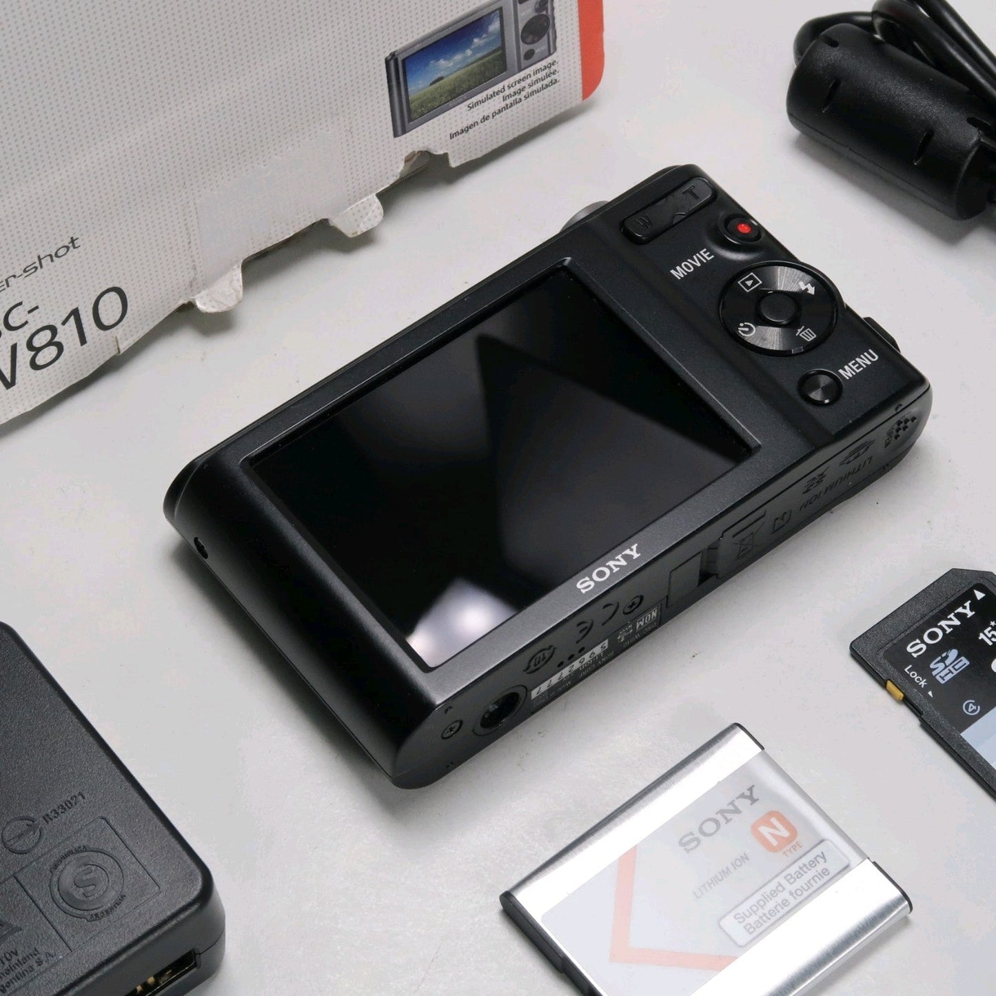 Pre-owned Bundle Digital Camera – Canon IXUS 185 + Sony Cyber-shot DSC-W810