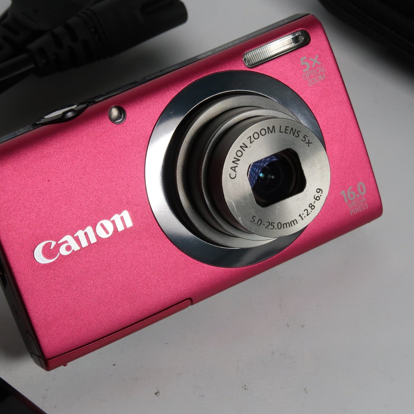 Pre-owned Canon Powershot Digital Cameras A2550 HD 16.0MP + Canon Powershot A3200 Bundle