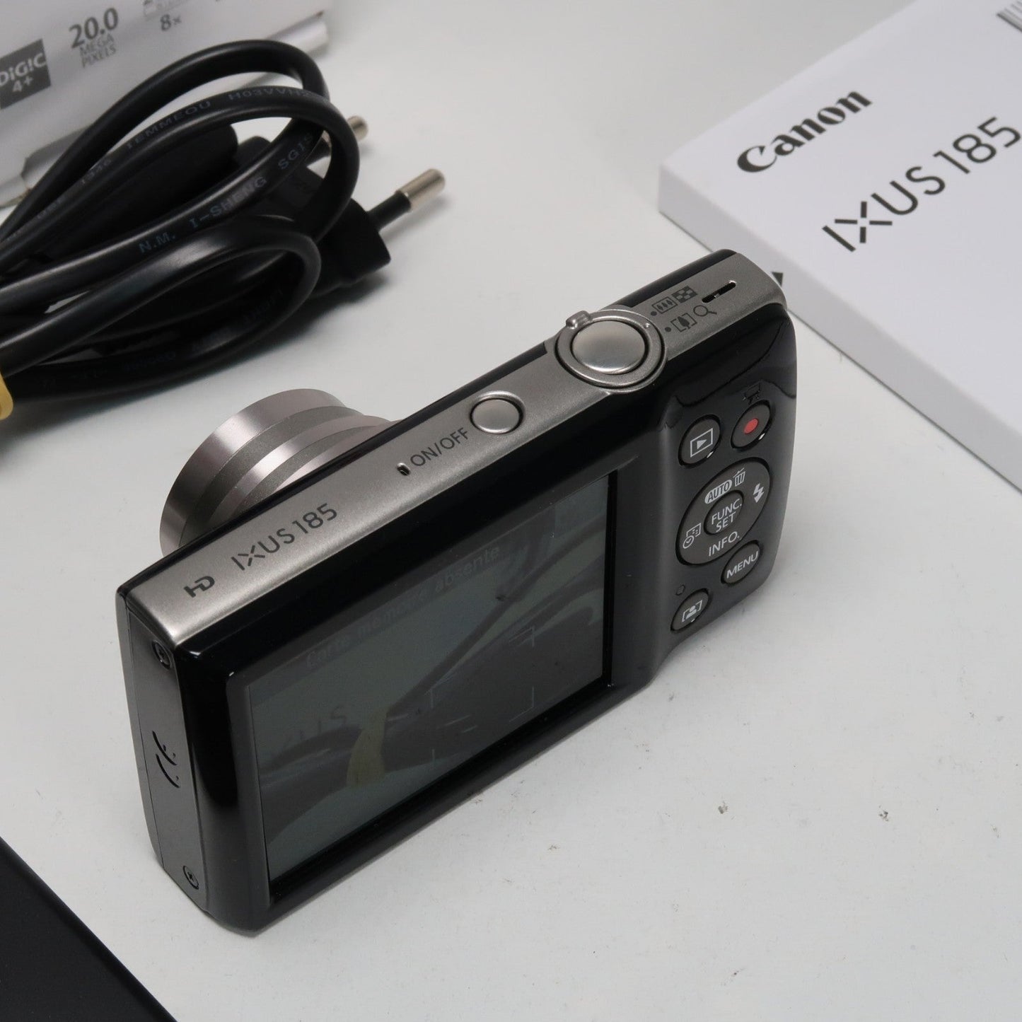 Pre-owned Bundle Digital Camera – Canon IXUS 185 + Sony Cyber-shot DSC-W810