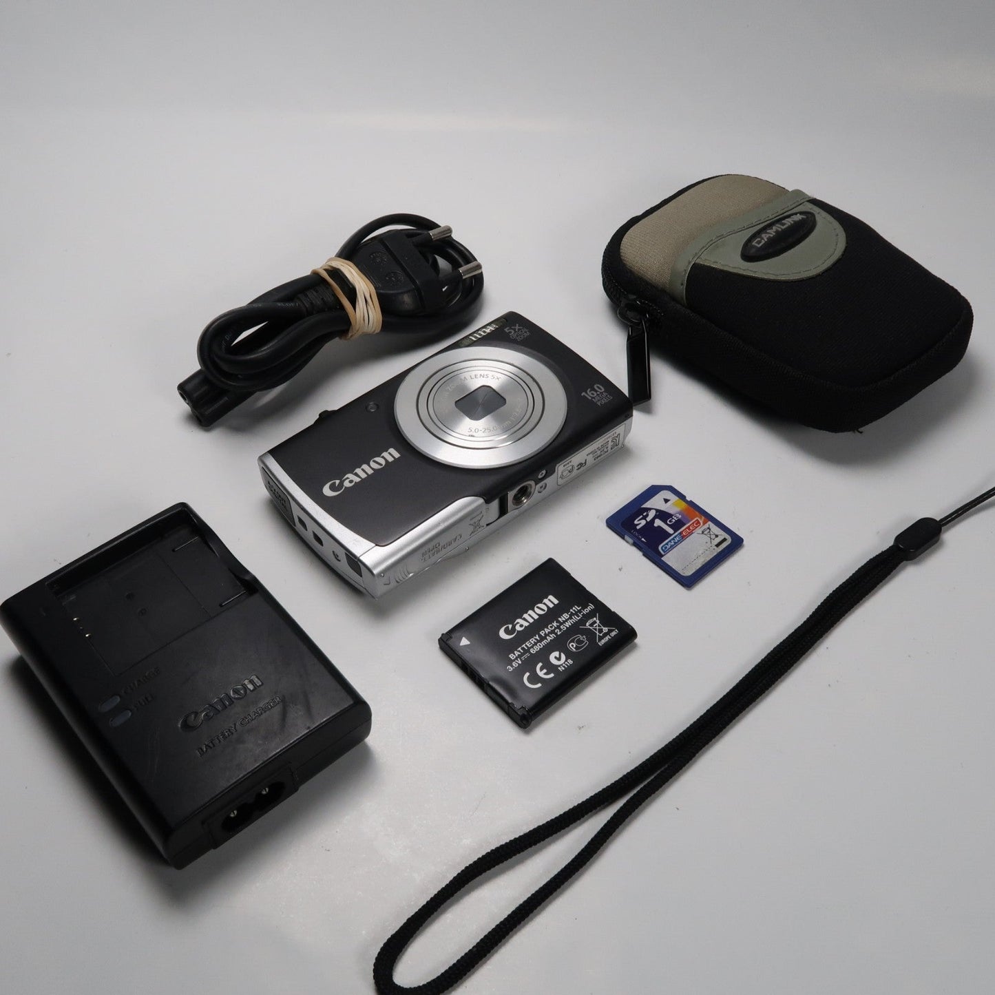 Pre-owned Canon Powershot Digital Cameras A2550 HD 16.0MP + Canon Powershot A3200 Bundle