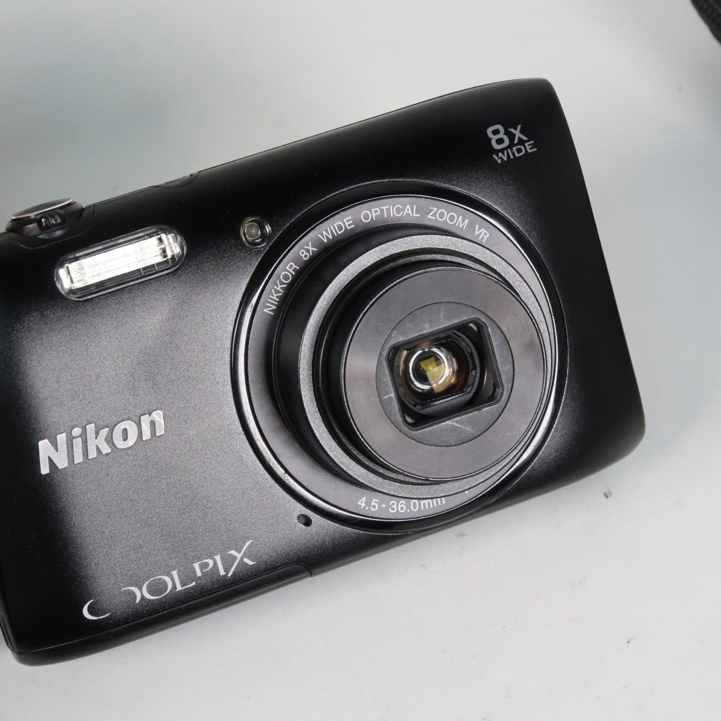 Pre-owned Canon IXUS 105 / SD1300 IS + Nikon Coolpix S3600 + Canon IXUS 115 + Canon IXY 110F – Camera Bundle