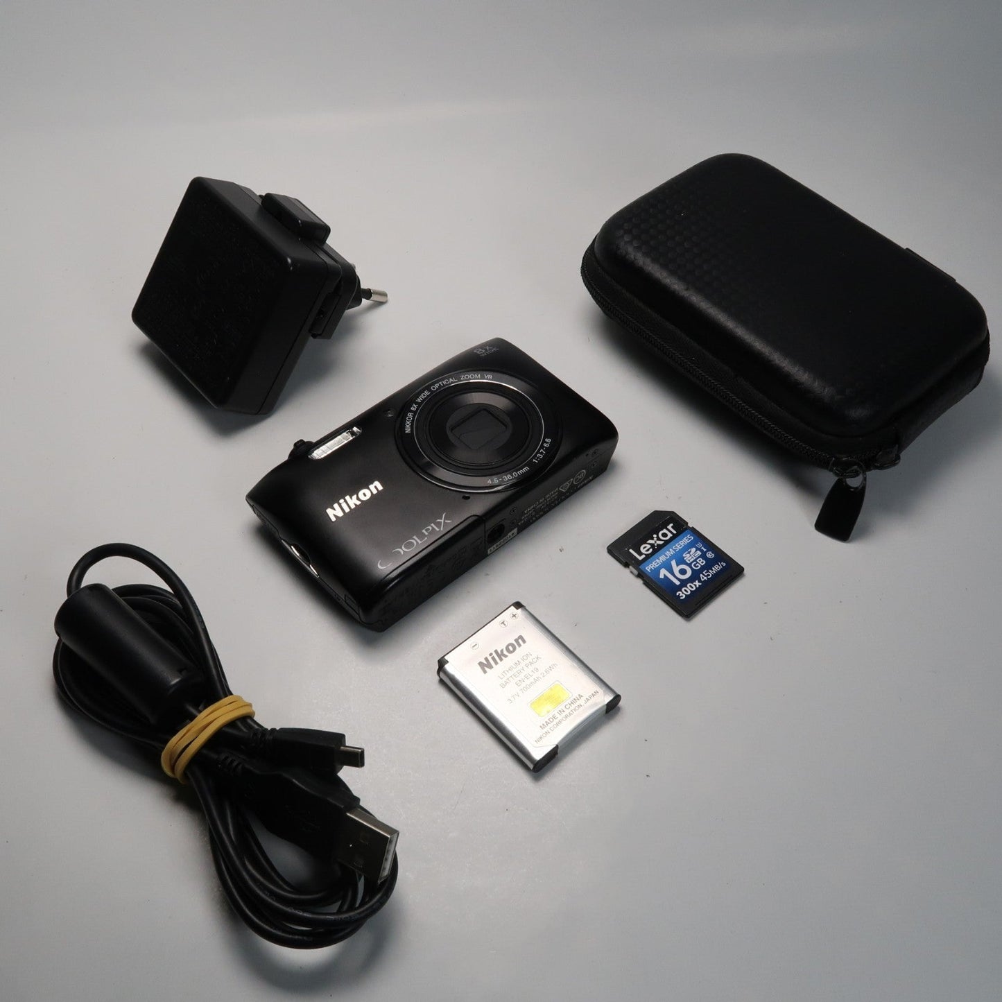 Pre-owned Canon IXUS 105 / SD1300 IS + Nikon Coolpix S3600 + Canon IXUS 115 + Canon IXY 110F – Camera Bundle