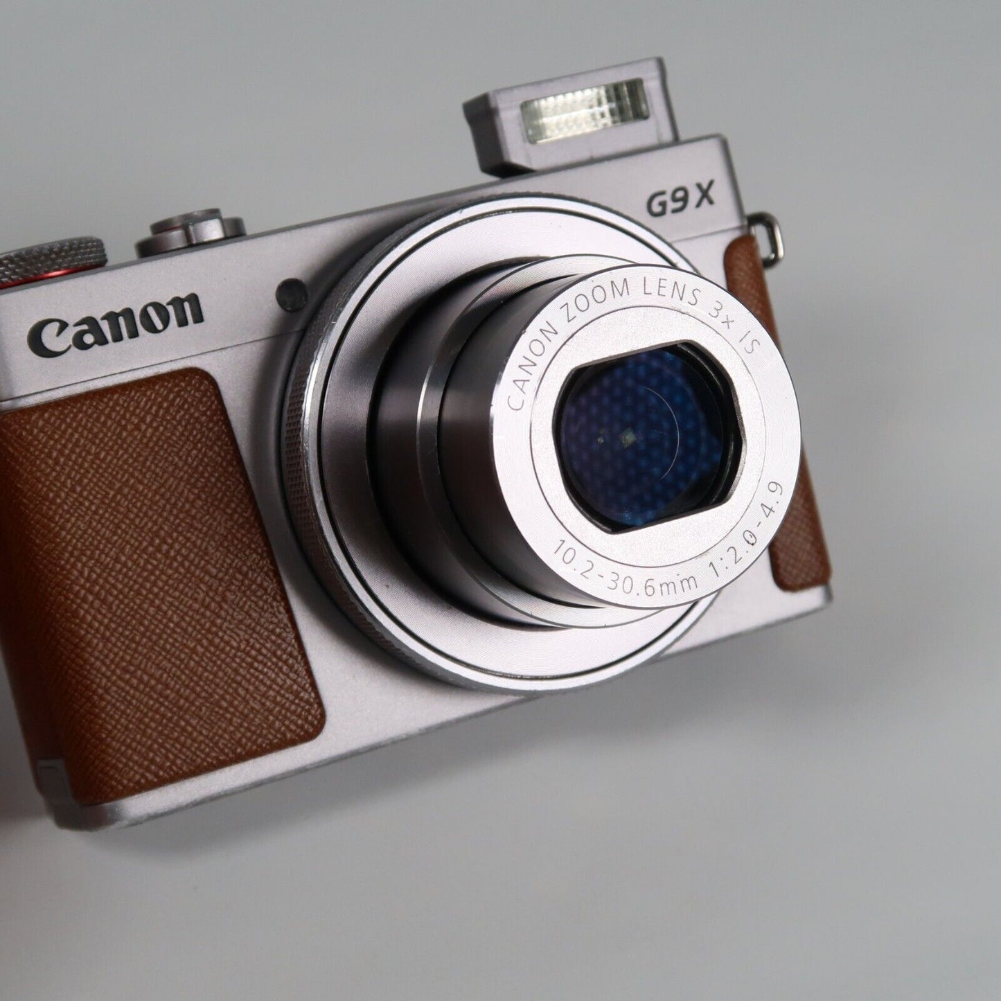 Pre-owned Canon PowerShot G9X Mark II 20.1MP Digital Camera Silver + SD Card 16GB