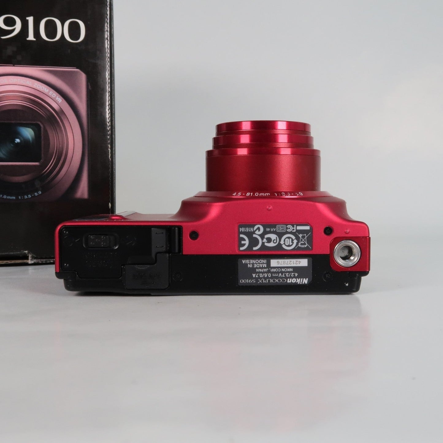 Pre-owned Nikon Coolpix S9100 12.1MP 18x Digital Camera Red, Case, SD Card – Very Good