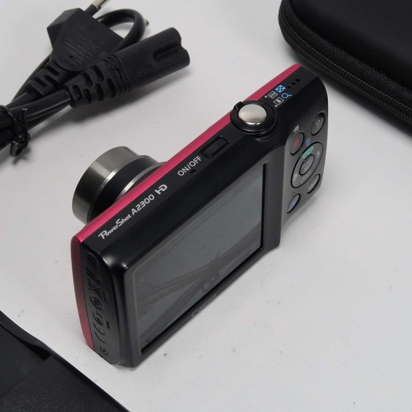 Pre-owned Canon Powershot Digital Cameras A2550 HD 16.0MP + Canon Powershot A3200 Bundle