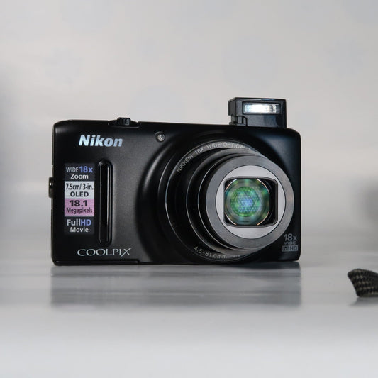Pre-owned Nikon Coolpix S9400 Digital Camera – Black – 18MP 18x Zoom [Mint] with Original Packaging &amp; SD Card