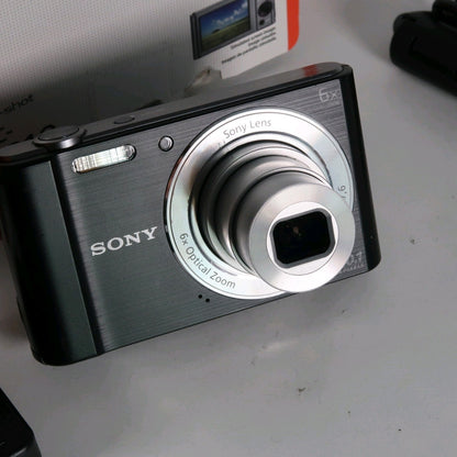 Pre-owned Bundle Digital Camera – Canon IXUS 185 + Sony Cyber-shot DSC-W810