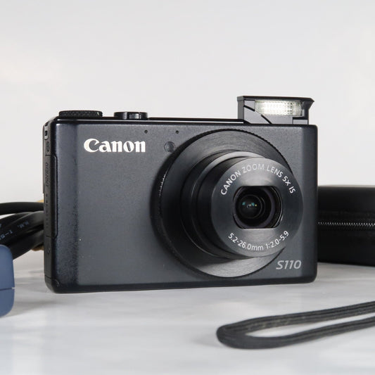 Pre-owned Canon PowerShot S110 12.1 MP Digital Camera Black – Original Packaging – Excellent