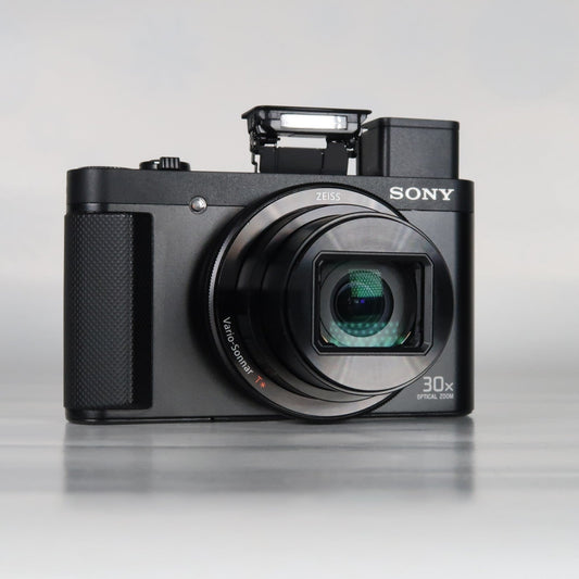 Pre-owned Sony Cyber-shot DSC-HX90V 18.2MP Digital Camera – Original Packaging – Excellent