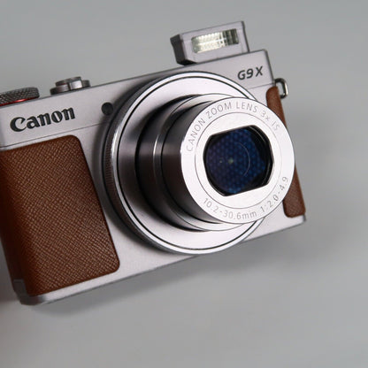 Pre-owned Canon PowerShot G9X Mark II 20.1MP Digital Camera Silver + SD Card 16GB